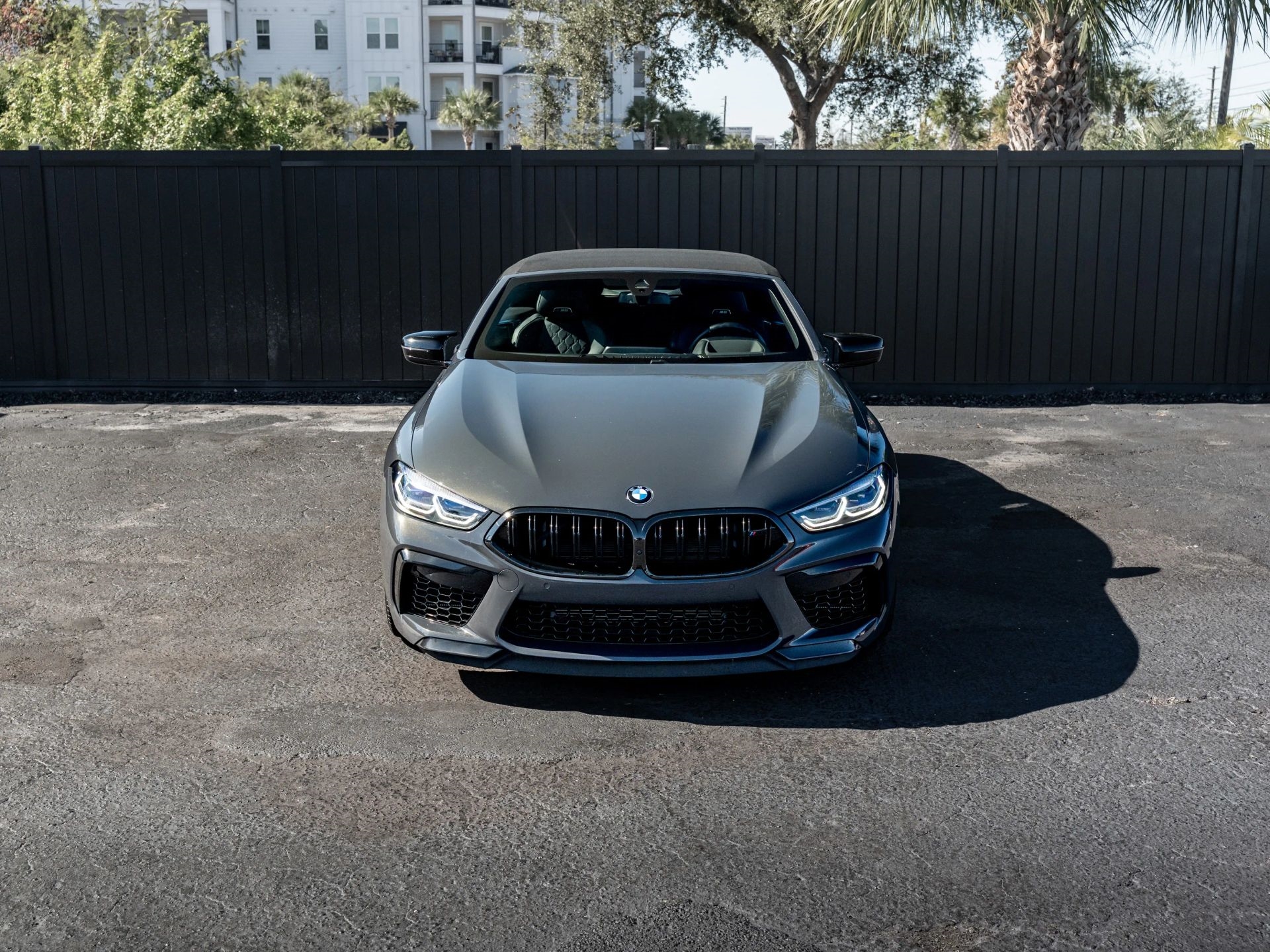 BMW M8  2022