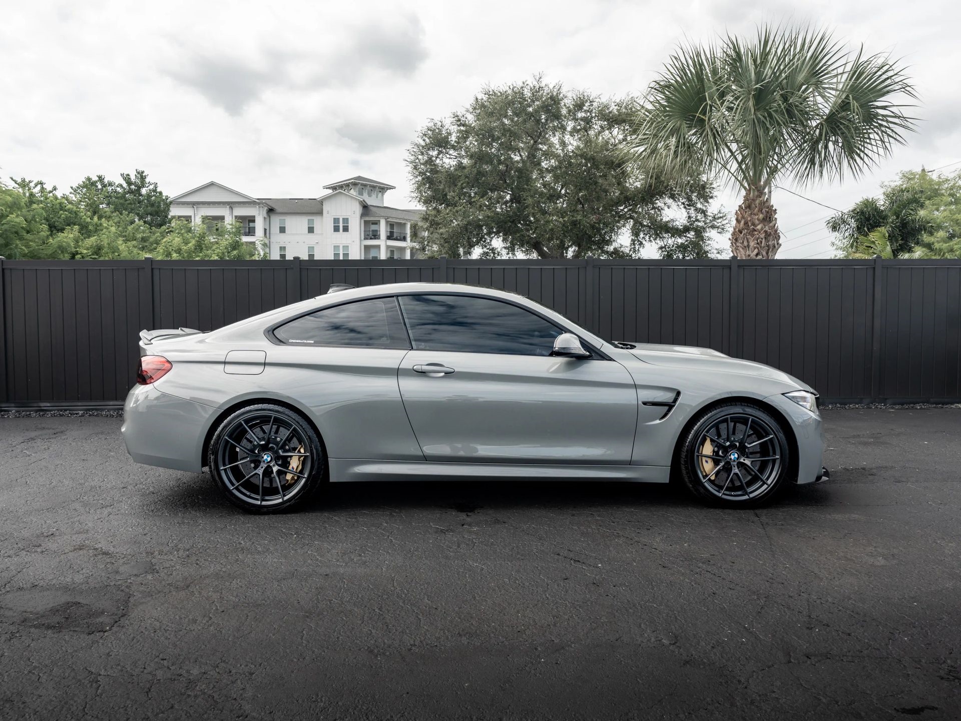 2019 Bmw M4 CS Coupe photo 2