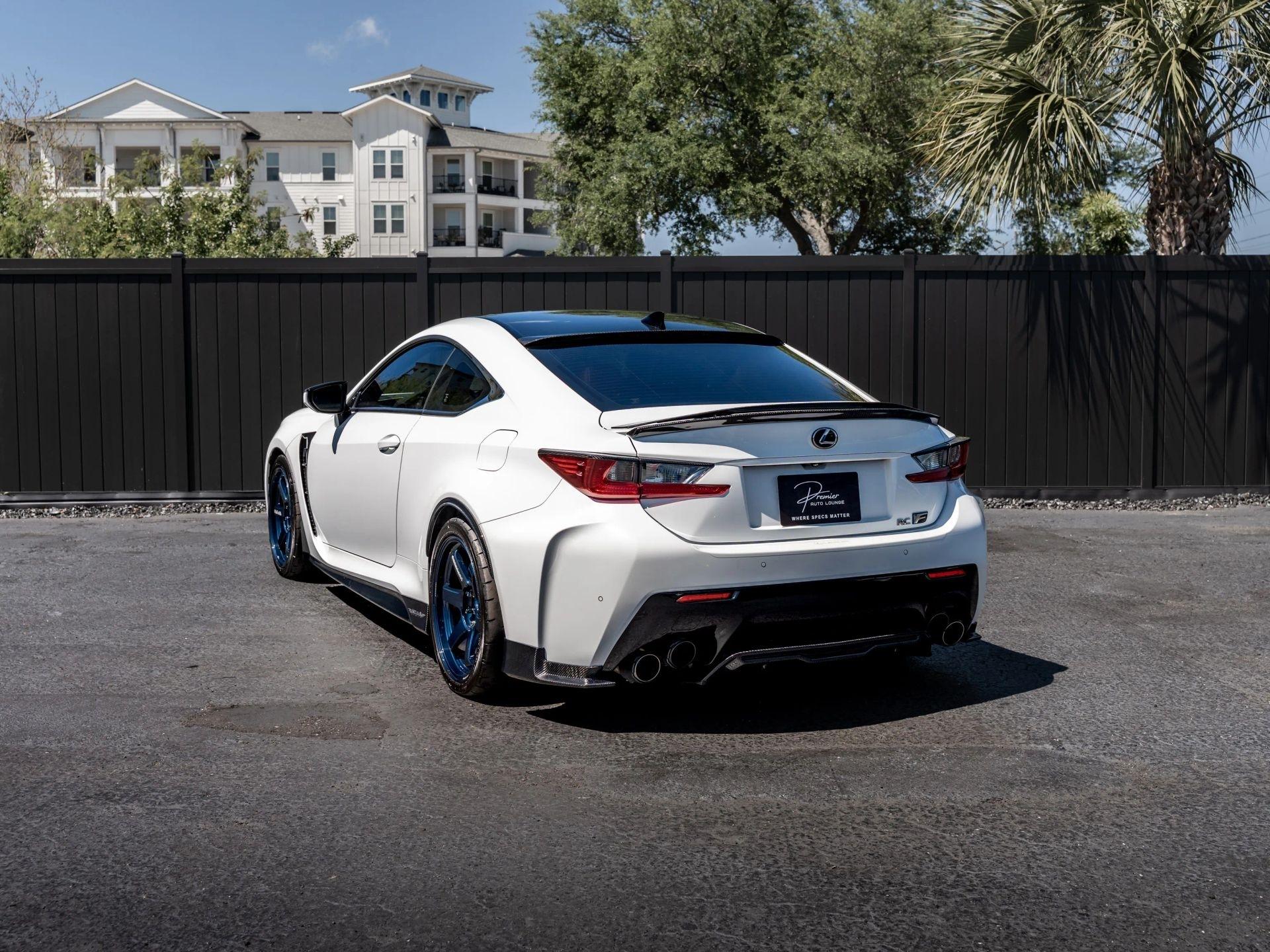 Lexus RC F  2016