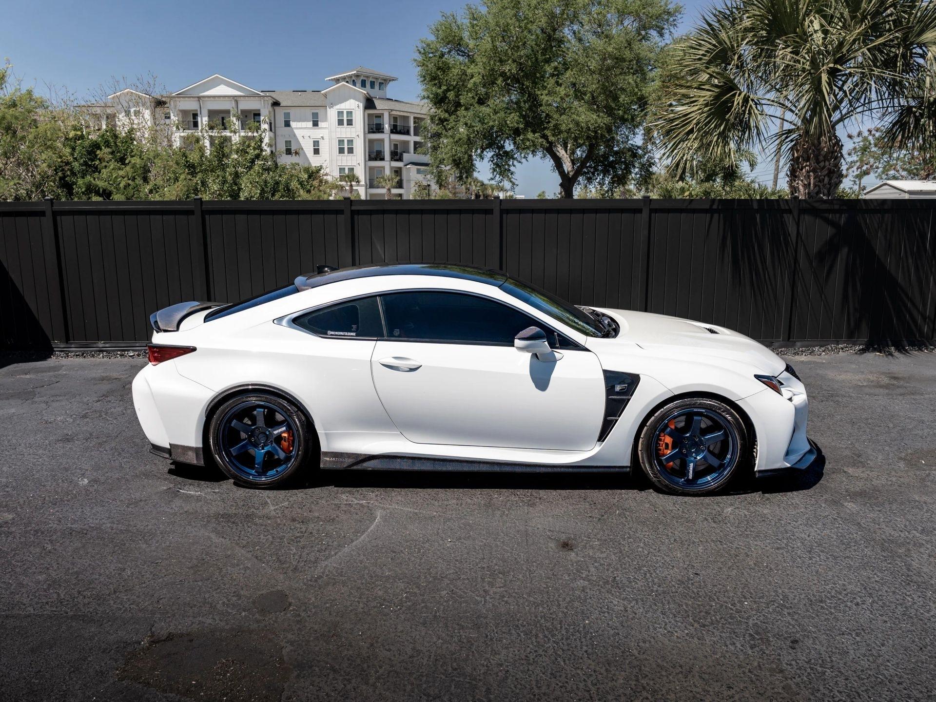 Lexus RC F  2016