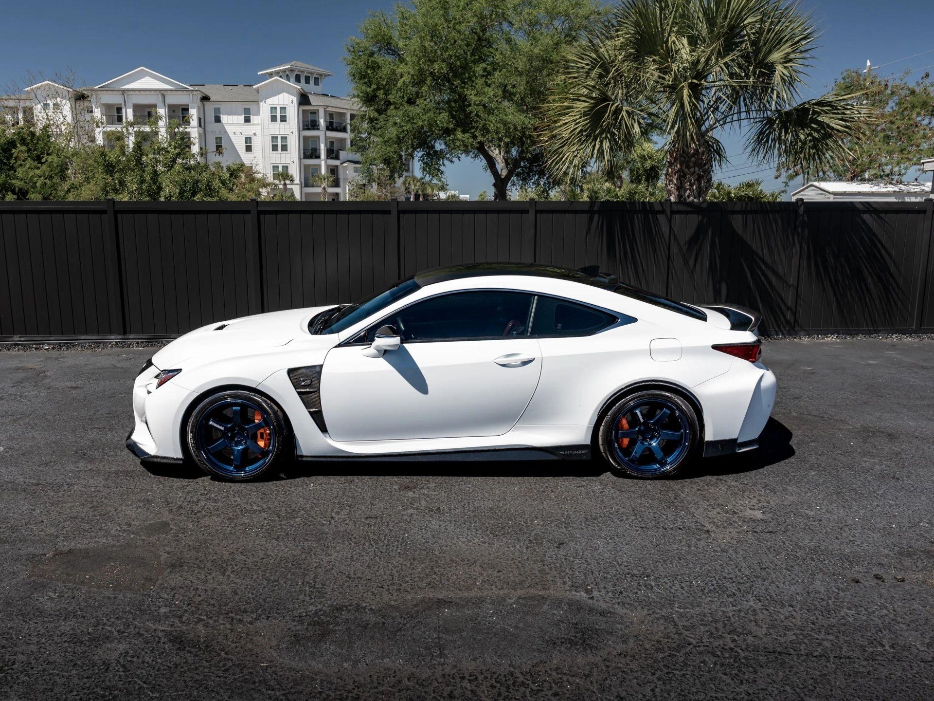 Lexus RC F  2016