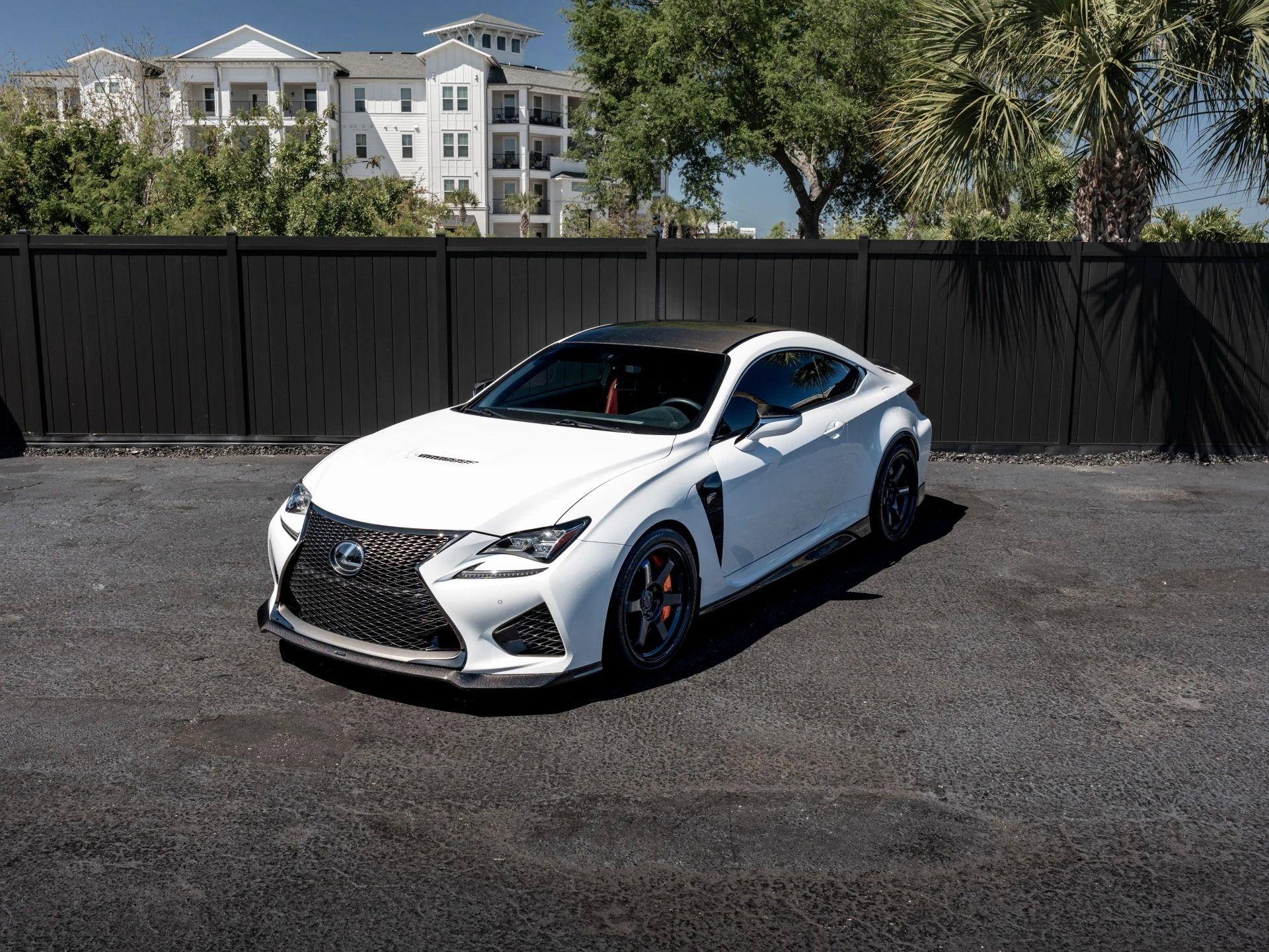 Lexus RC F  2016