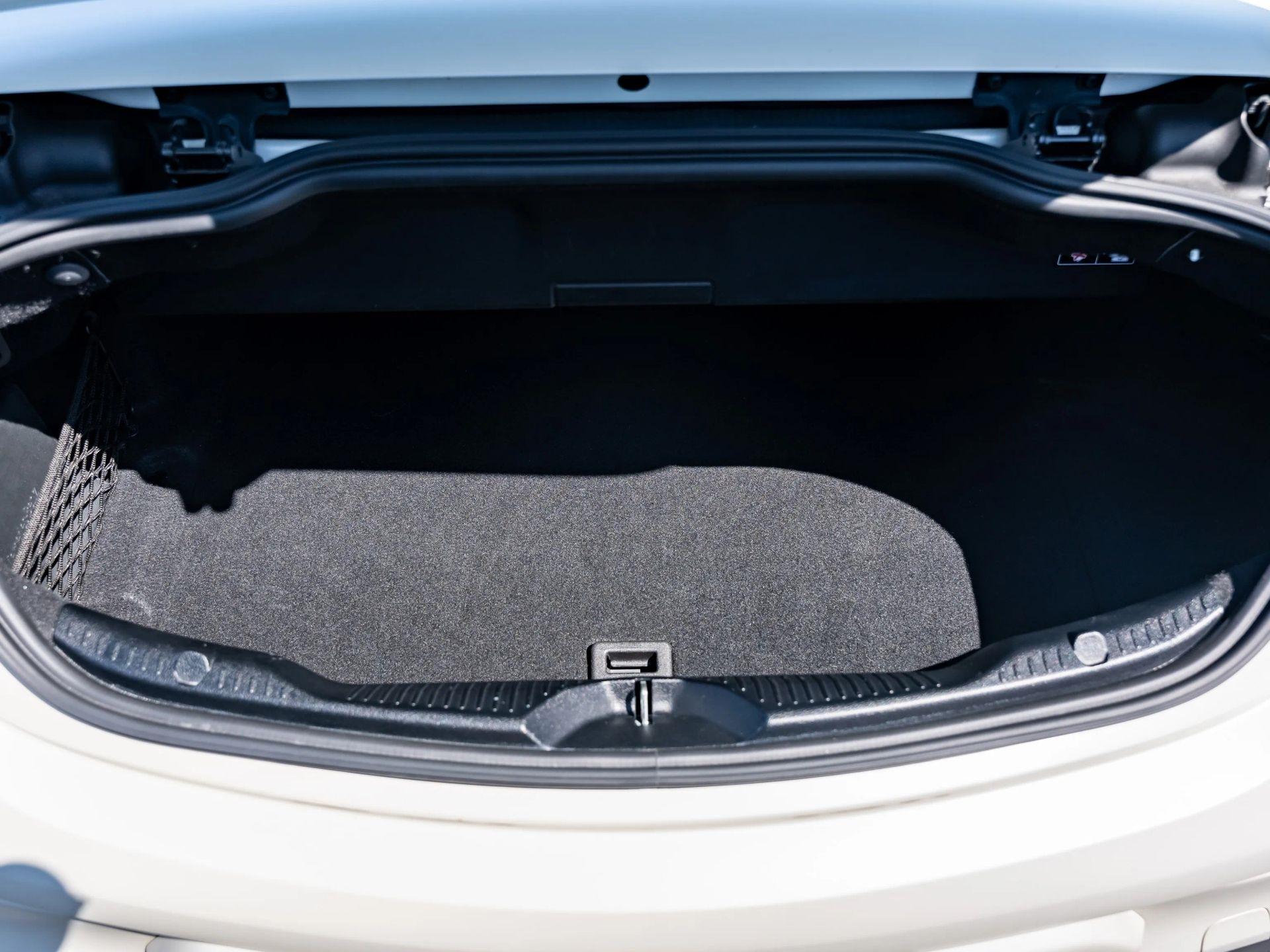 Mercedes-Benz C-Class  2017