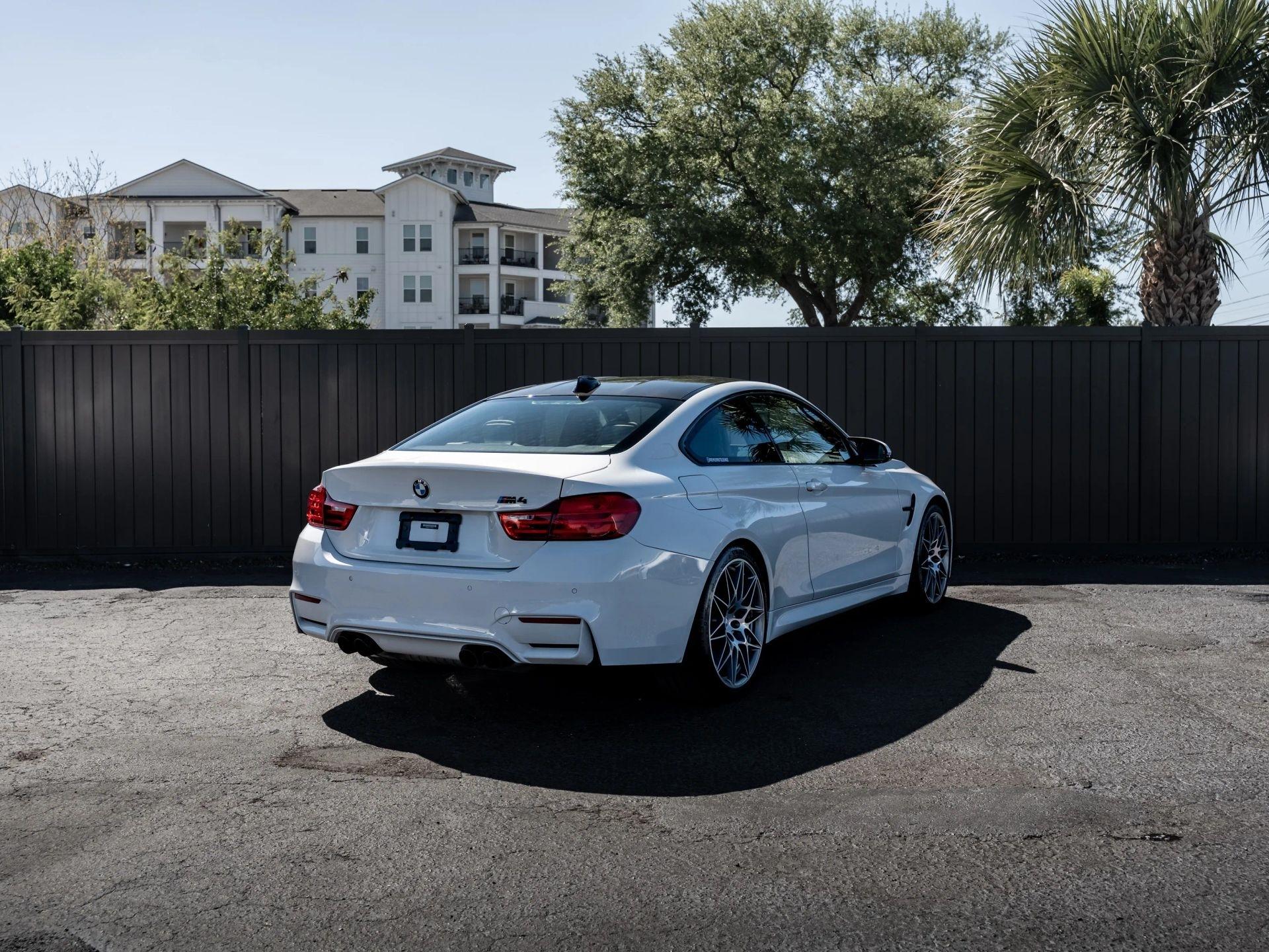 BMW M4  2017