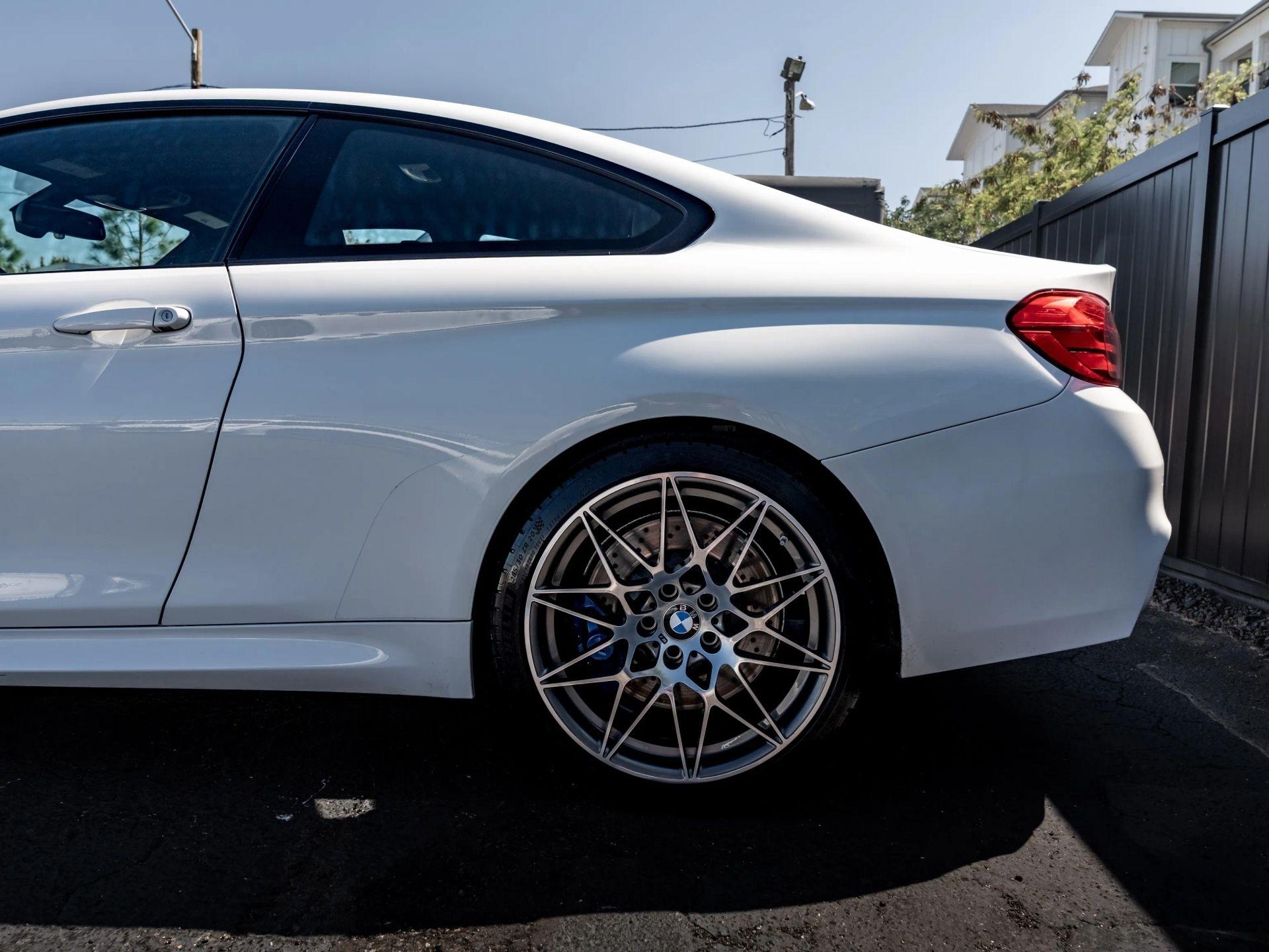 BMW M4  2017