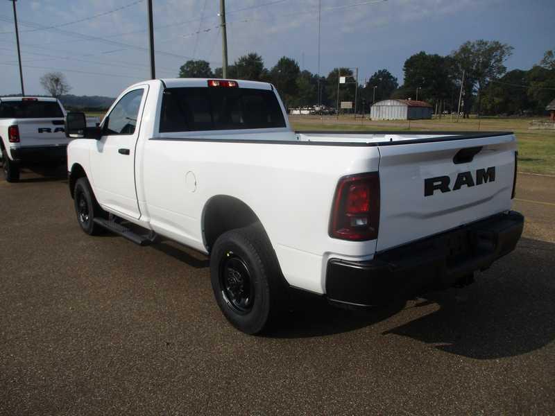 RAM 2500 Tradesman Reg Cab 2WD 2026 RAM 2500 Tradesman Reg Cab 2WD 2026