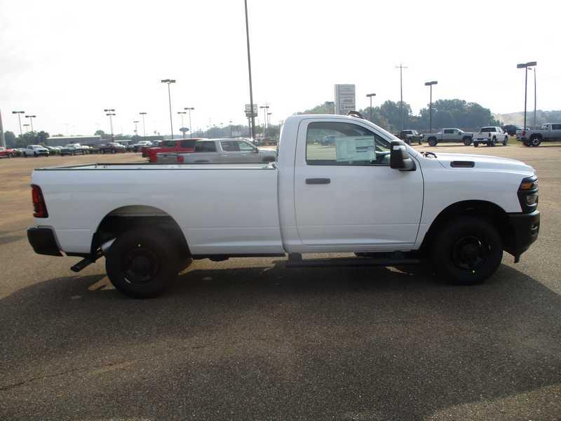 RAM 2500 Tradesman Reg Cab 2WD 2026 RAM 2500 Tradesman Reg Cab 2WD 2026