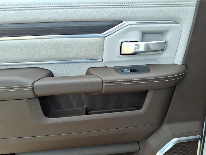 2026 RAM 2500 Laramie - Photo 9