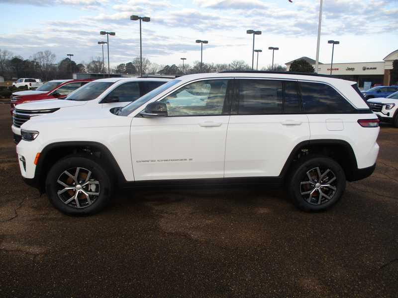 Jeep Grand Cherokee Limited 2WD 2025