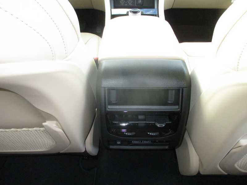 Jeep Grand Cherokee Limited 2WD 2025