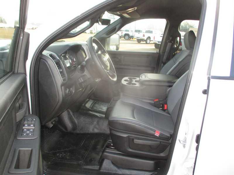 RAM 3500 Crew Cab 4WD DRW 2026