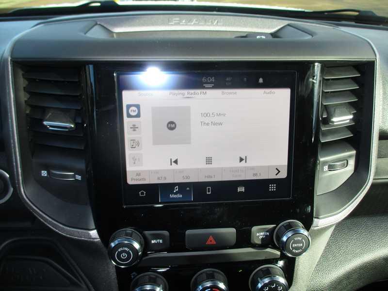 RAM 3500 Crew Cab 4WD DRW 2026