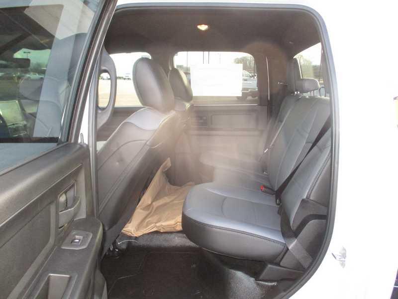 RAM 3500 Crew Cab 4WD DRW 2026