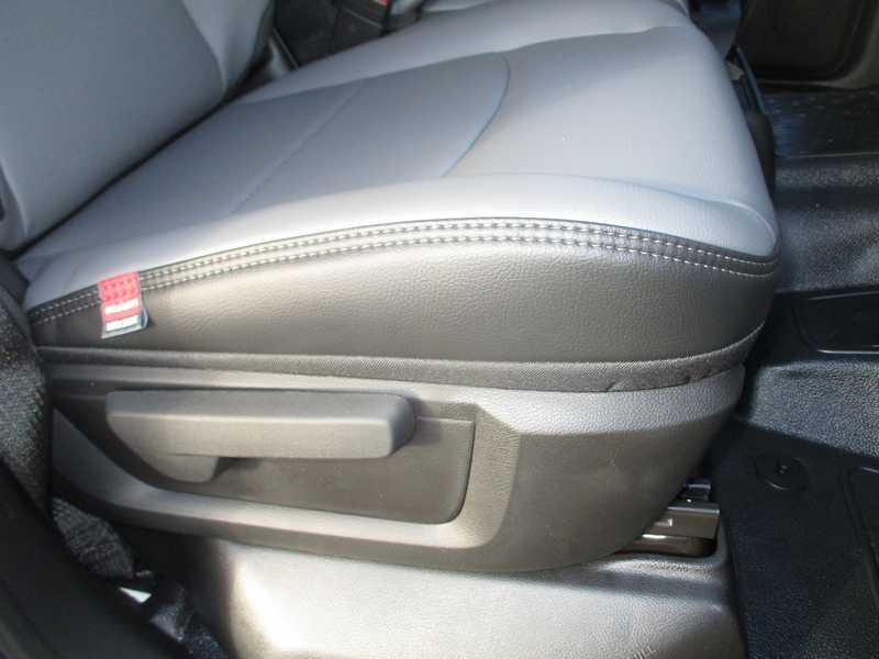 RAM 3500 Crew Cab 4WD DRW 2026