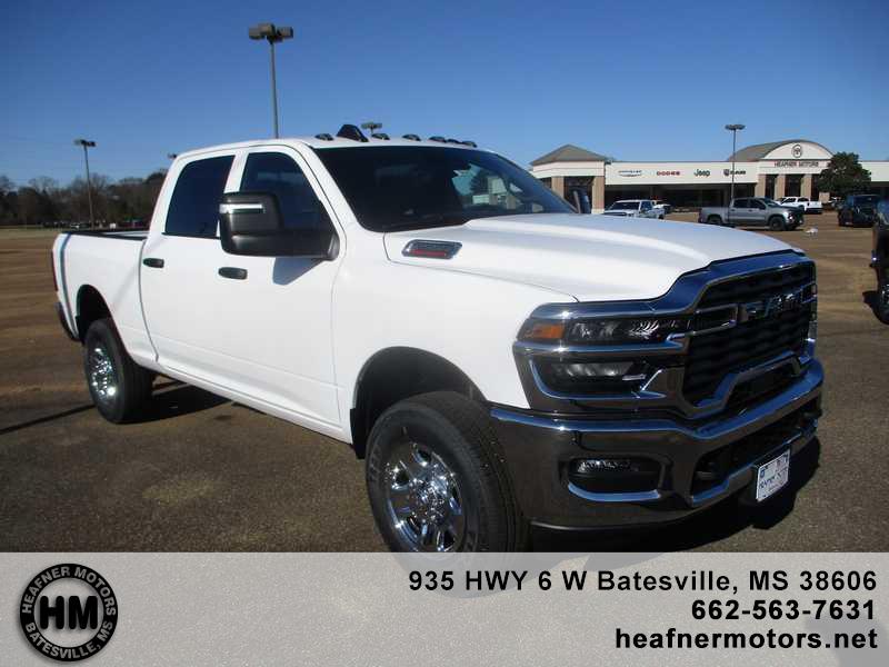 2026 RAM 2500 Tradesman Crew Cab SWB 4WD