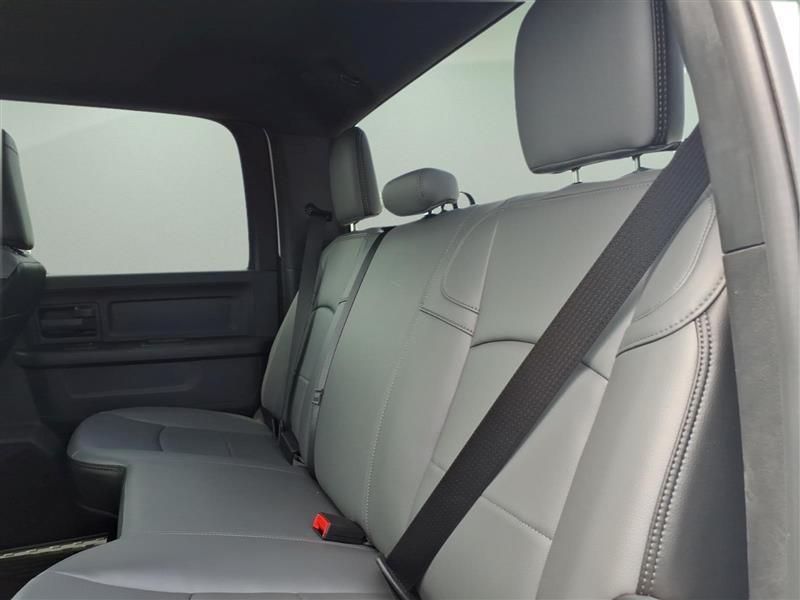 RAM 2500 Tradesman Crew Cab SWB 4WD 2026