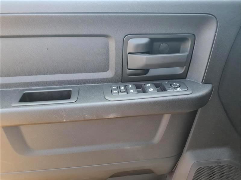 RAM 2500 Tradesman Crew Cab SWB 4WD 2026