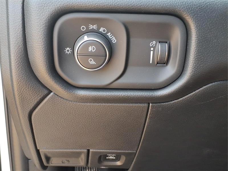 RAM 2500 Tradesman Crew Cab SWB 4WD 2026