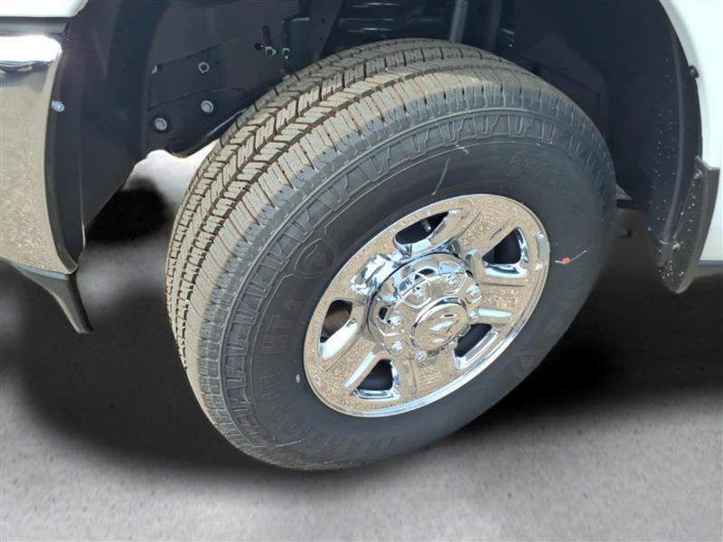 RAM 2500 Tradesman Crew Cab SWB 4WD 2026