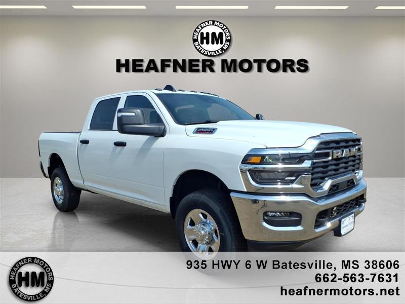 2026 RAM 2500 Tradesman Crew Cab SWB 4WD