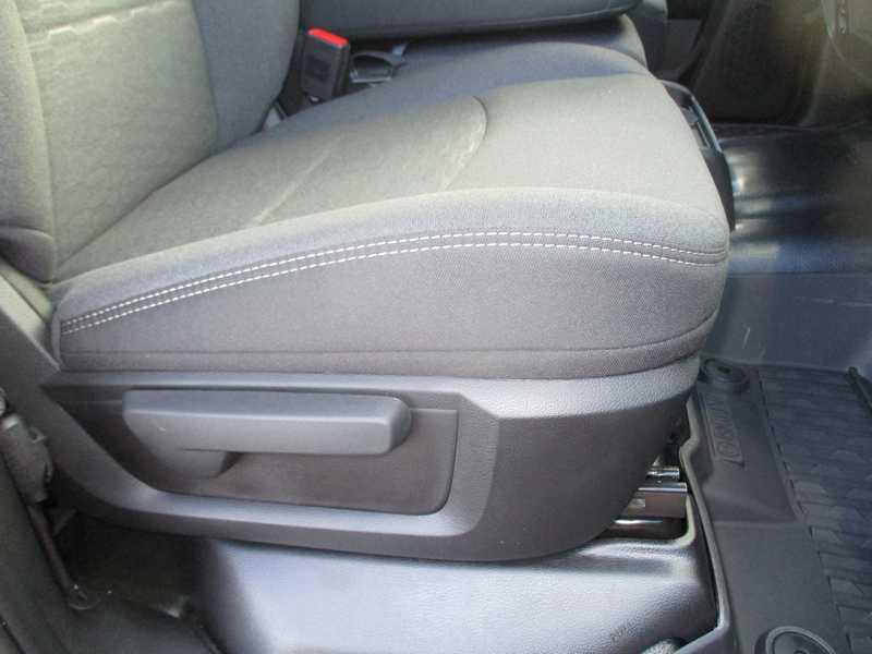 RAM 2500 Tradesman Crew Cab SWB 4WD 2026