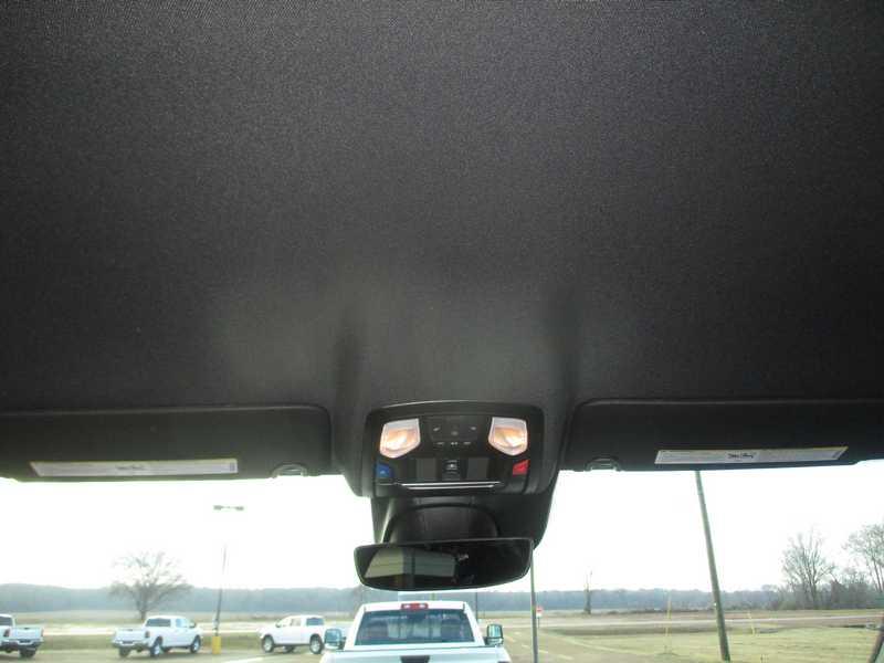 RAM 2500 Tradesman Crew Cab SWB 4WD 2026