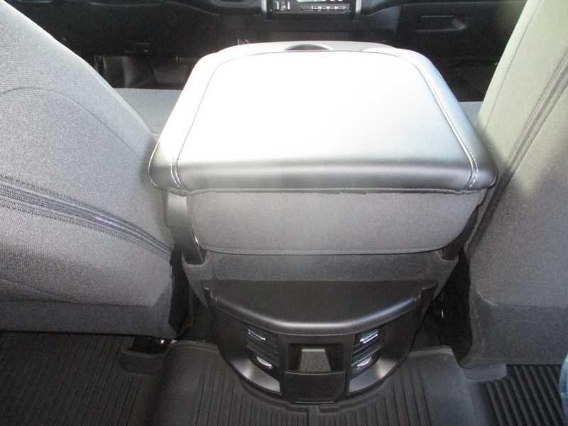 RAM 2500 Tradesman Crew Cab SWB 4WD 2026