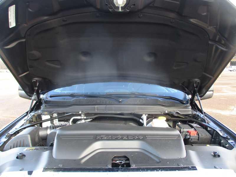 RAM 2500 Tradesman Crew Cab SWB 4WD 2026