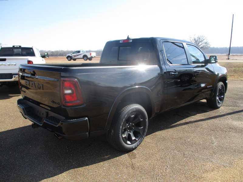 RAM 1500 Big Horn Crew Cab SWB 4WD 2026