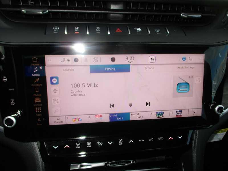 Jeep Grand Cherokee 2WD 4dr Laredo 2026