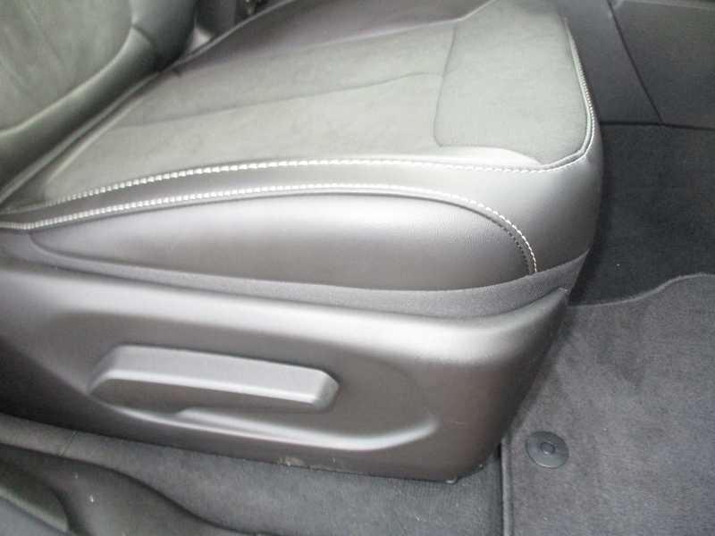 Jeep Grand Cherokee 2WD 4dr Laredo 2026