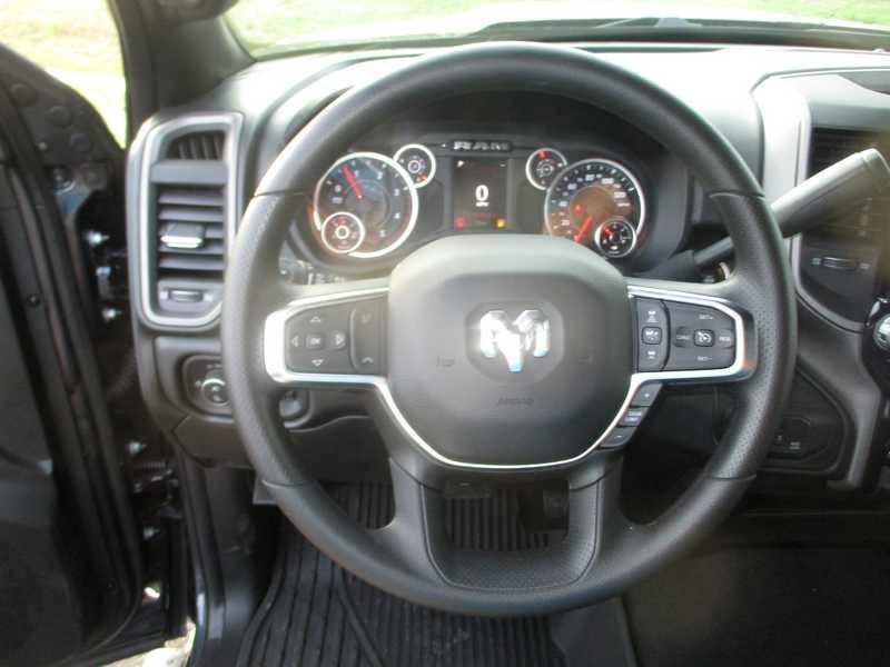 RAM 2500 Tradesman Crew Cab 4WD 2026