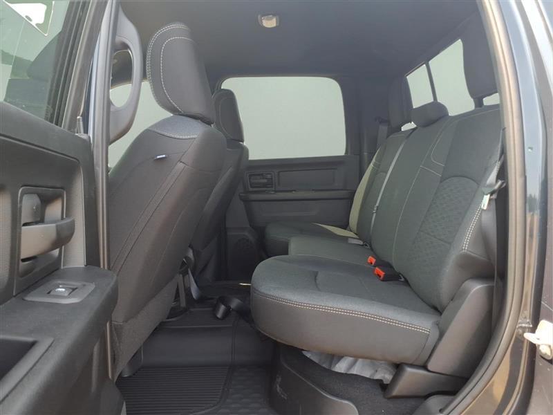 RAM 2500 Tradesman Crew Cab 4WD 2026