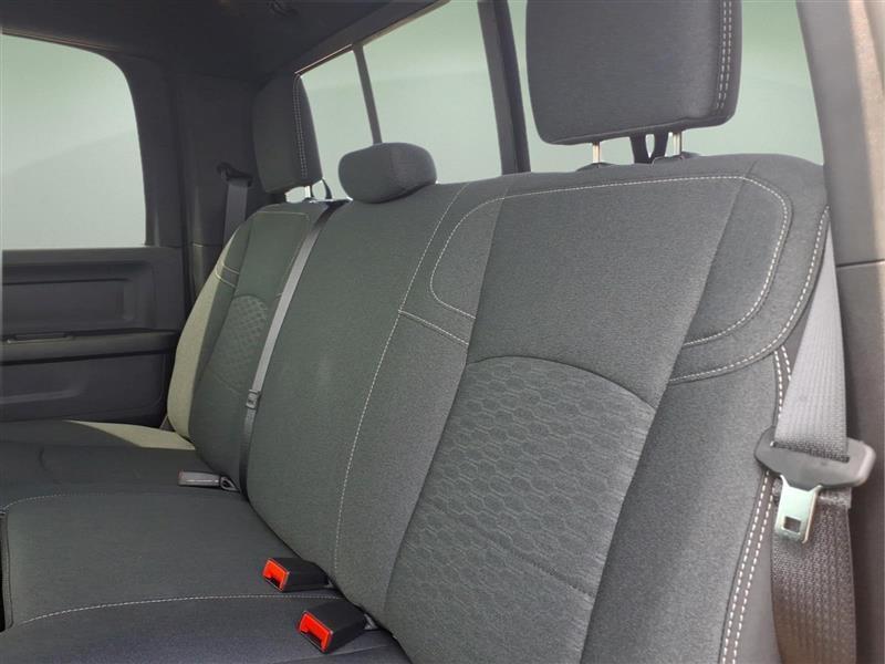 RAM 2500 Tradesman Crew Cab 4WD 2026