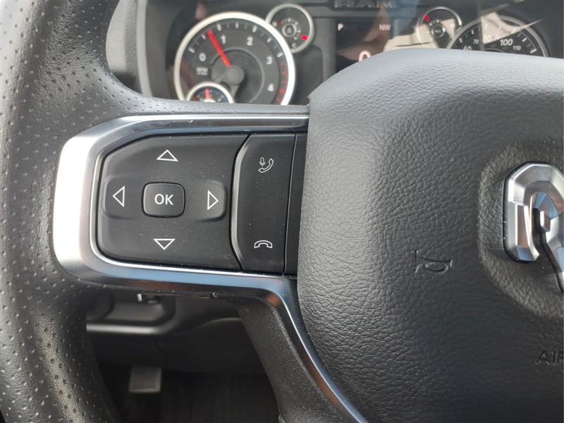 RAM 2500 Tradesman Crew Cab 4WD 2026