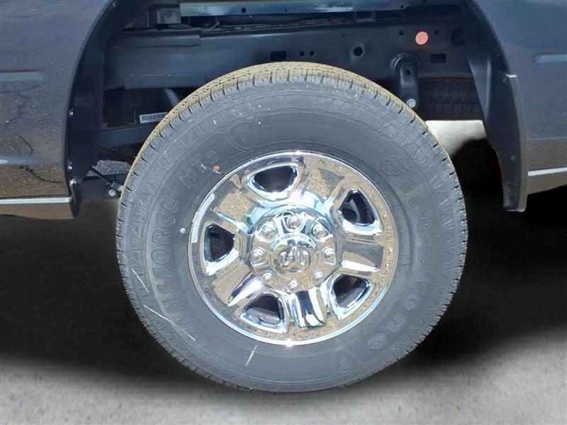 RAM 2500 Tradesman Crew Cab 4WD 2026