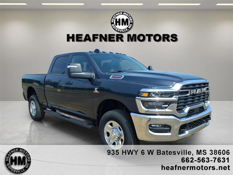 2026 RAM 2500 Tradesman Crew Cab 4WD