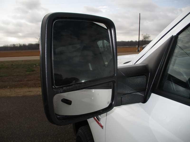 RAM 2500 Tradesman Crew Cab 4WD 2026