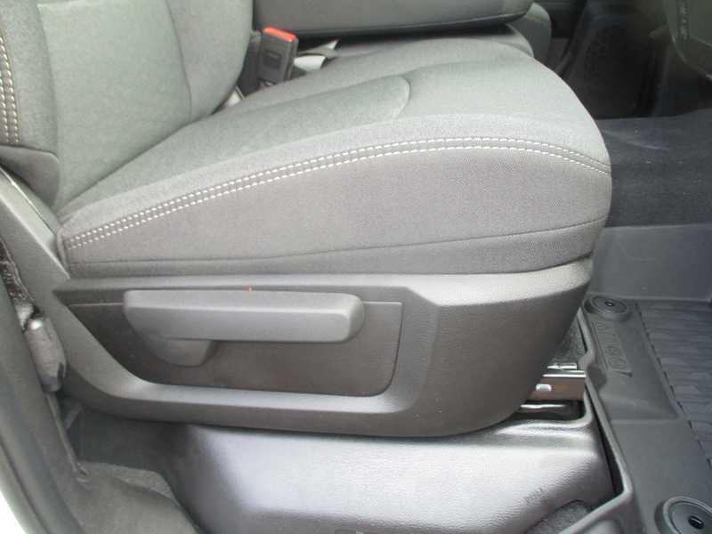 RAM 2500 Tradesman Crew Cab 4WD 2026