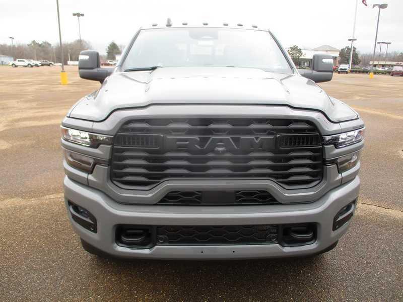 RAM 2500 Tradesman Crew Cab SWB 4WD 2026