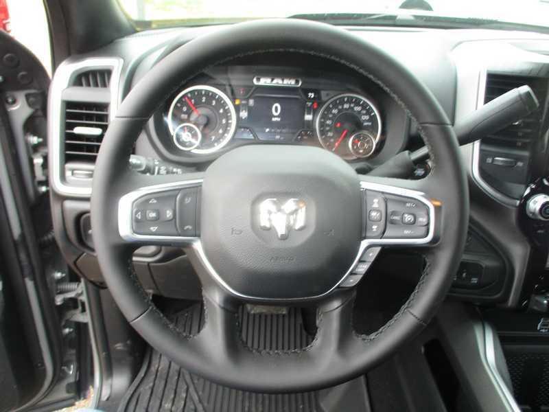 RAM 2500 Tradesman Crew Cab SWB 4WD 2026