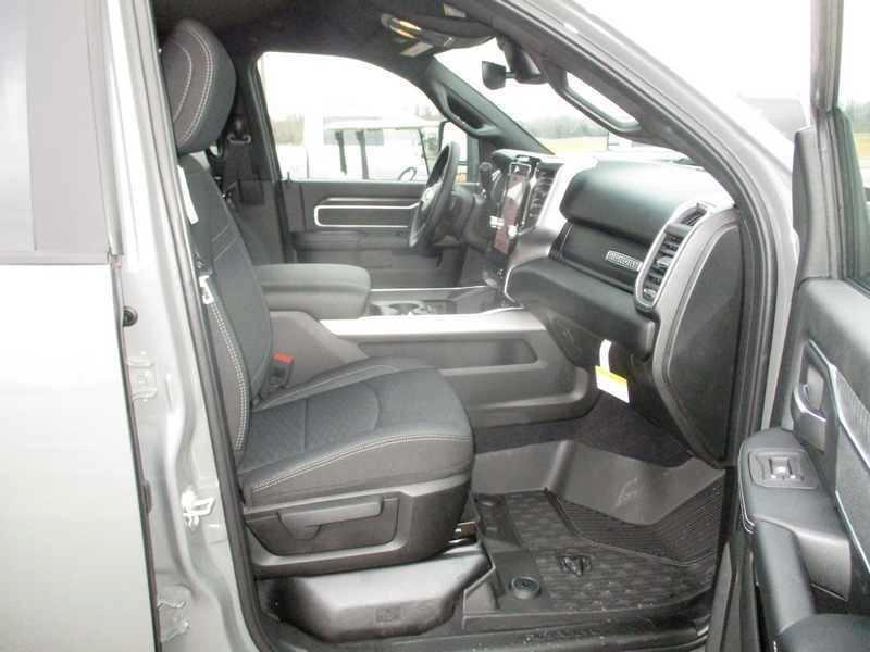 RAM 2500 Tradesman Crew Cab SWB 4WD 2026