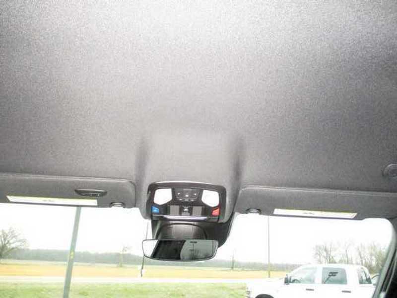 RAM 2500 Tradesman Crew Cab SWB 4WD 2026