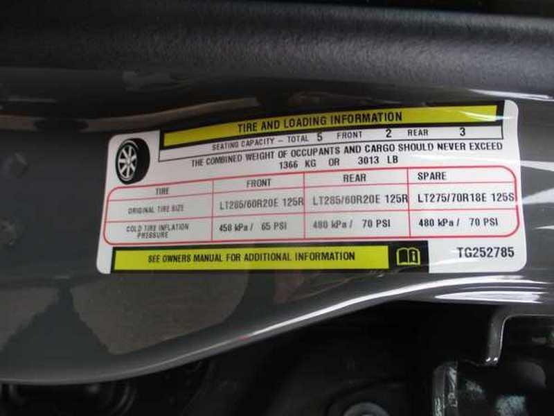 RAM 2500 Tradesman Crew Cab SWB 4WD 2026