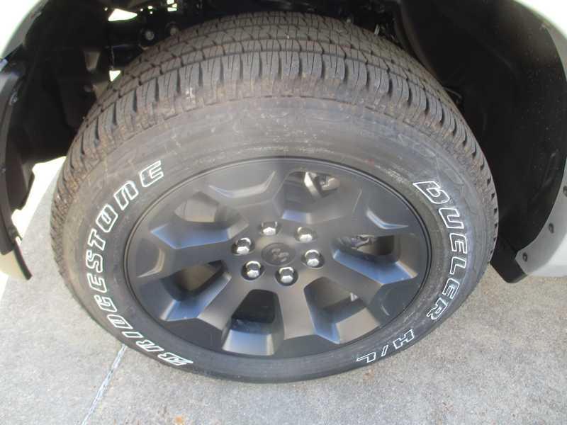 RAM 1500 Big Horn Crew Cab SWB 4WD 2026