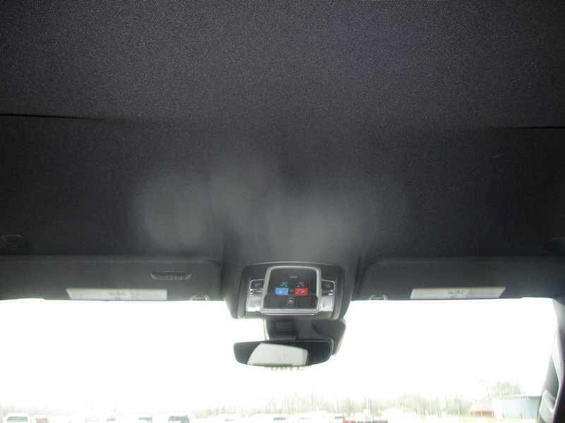 RAM 1500 Laramie Crew Cab SWB 4WD 2026