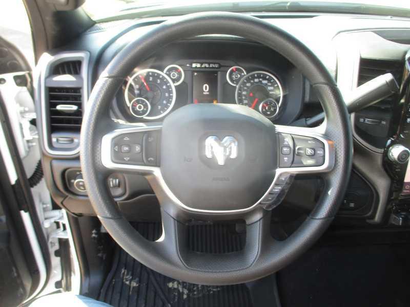 RAM 2500 Tradesman Crew Cab SWB 4WD 2026