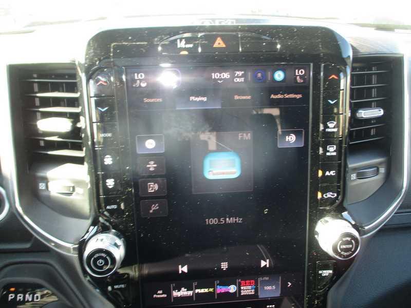 RAM 1500 Laramie Crew Cab SWB 4WD 2026