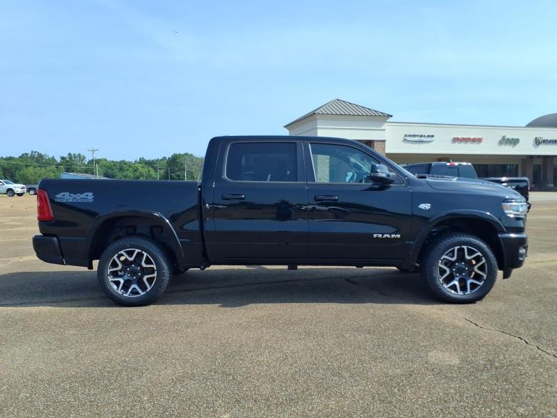 RAM 1500 Laramie Crew Cab SWB 4WD 2026