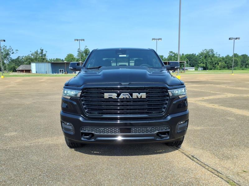 RAM 1500 Laramie Crew Cab SWB 4WD 2026